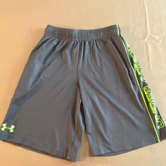 loose fit under armour shorts